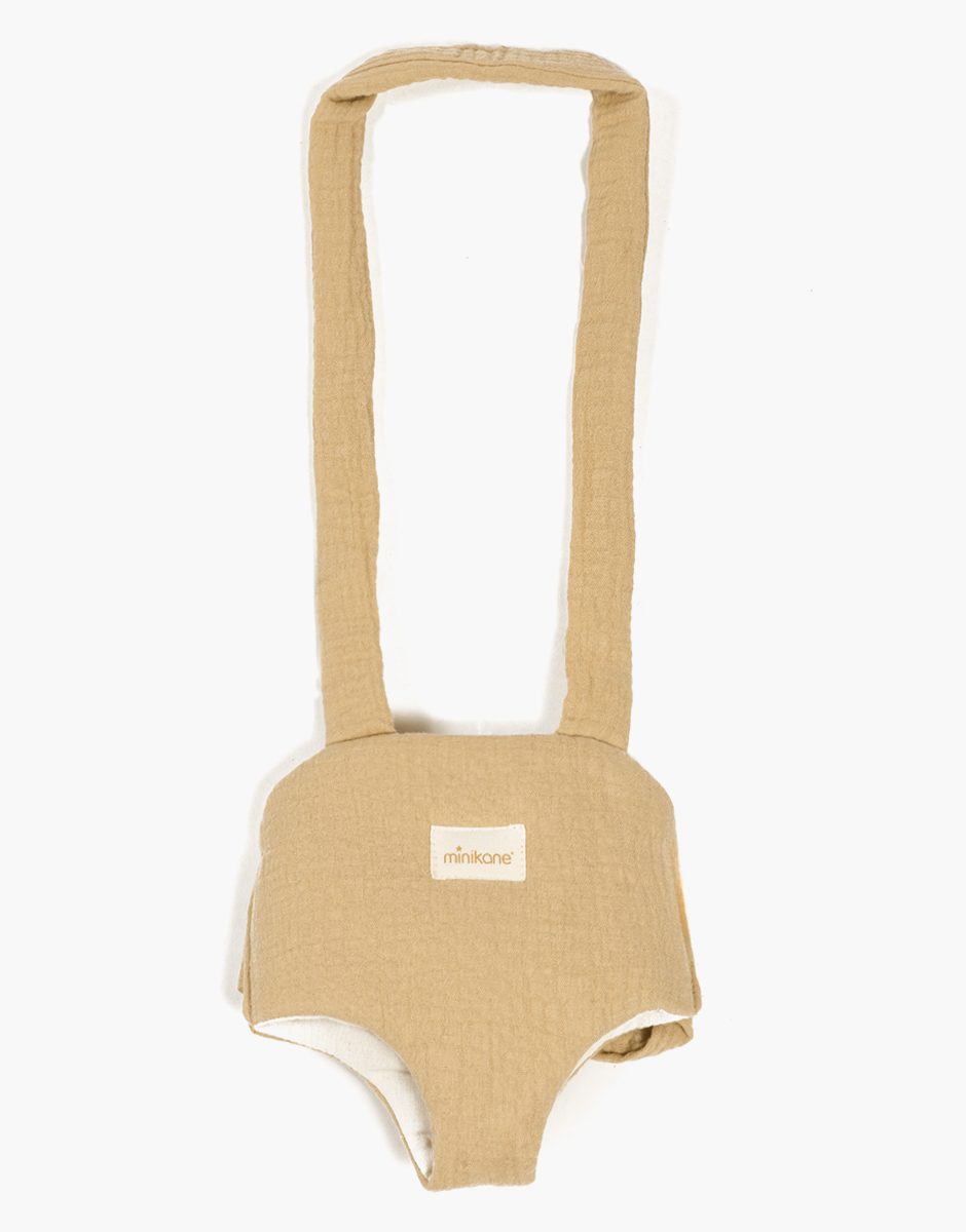 Porte poupée en gaze de coton latte